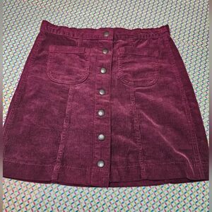 Brandy Melville Marron Skirt